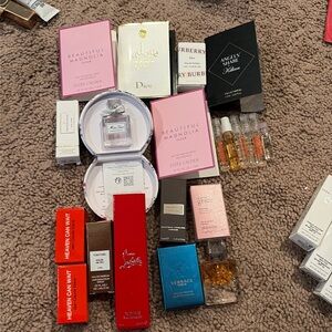 Lot of samples size colognes all new